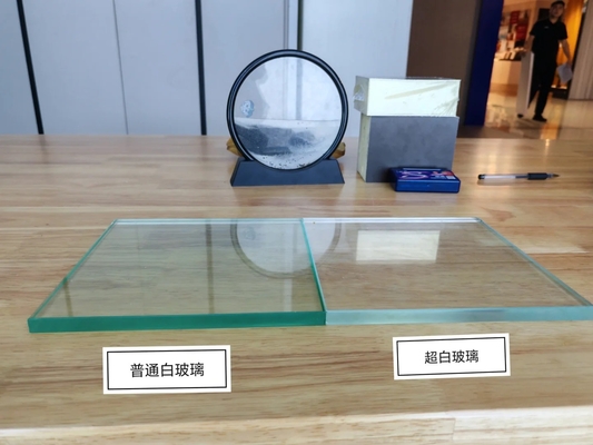 Истинный цвет 2mm-19mm Плоское прозрачное здание Прозрачное стекло для резки и украшения